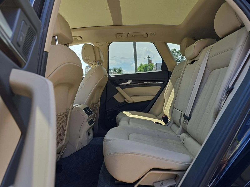 Audi Q5 Keyless* памет* подгрев* панорама* лизинг, снимка 15 - Автомобили и джипове - 52317916