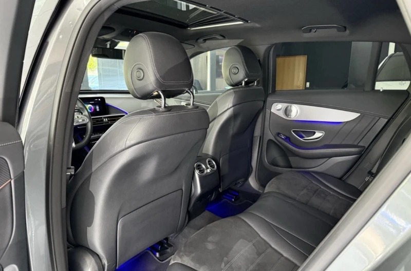 Mercedes-Benz EQC 400* 4Matic* AMG* Camera* Keyless, снимка 9 - Автомобили и джипове - 52392474