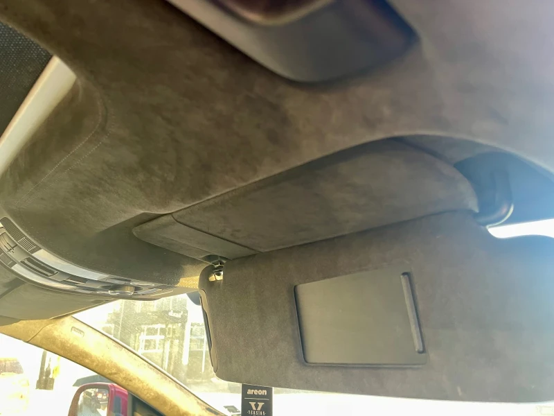 Audi Q7 4.2Tdi S-Line 6 места Всички екстри, снимка 8 - Автомобили и джипове - 53081279