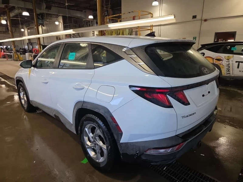 Hyundai Tucson * ESSENTIAL * CARFAX * ЦЕНА ДО БГ, снимка 6 - Автомобили и джипове - 53584124