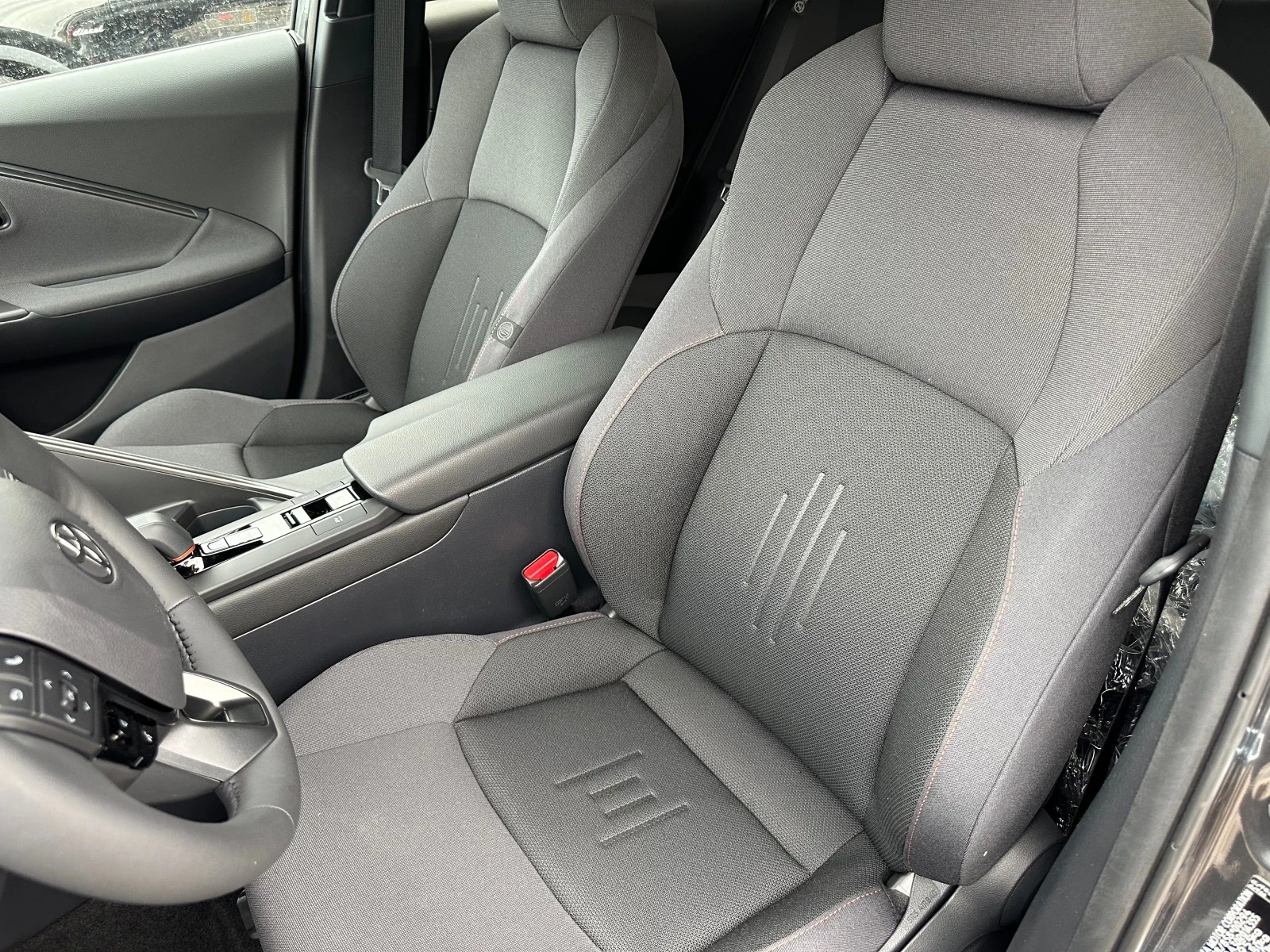 Toyota C-HR  0 /2, 0/Hibrid/197ps.//Team Deutschland/ | Mobile.bg   14