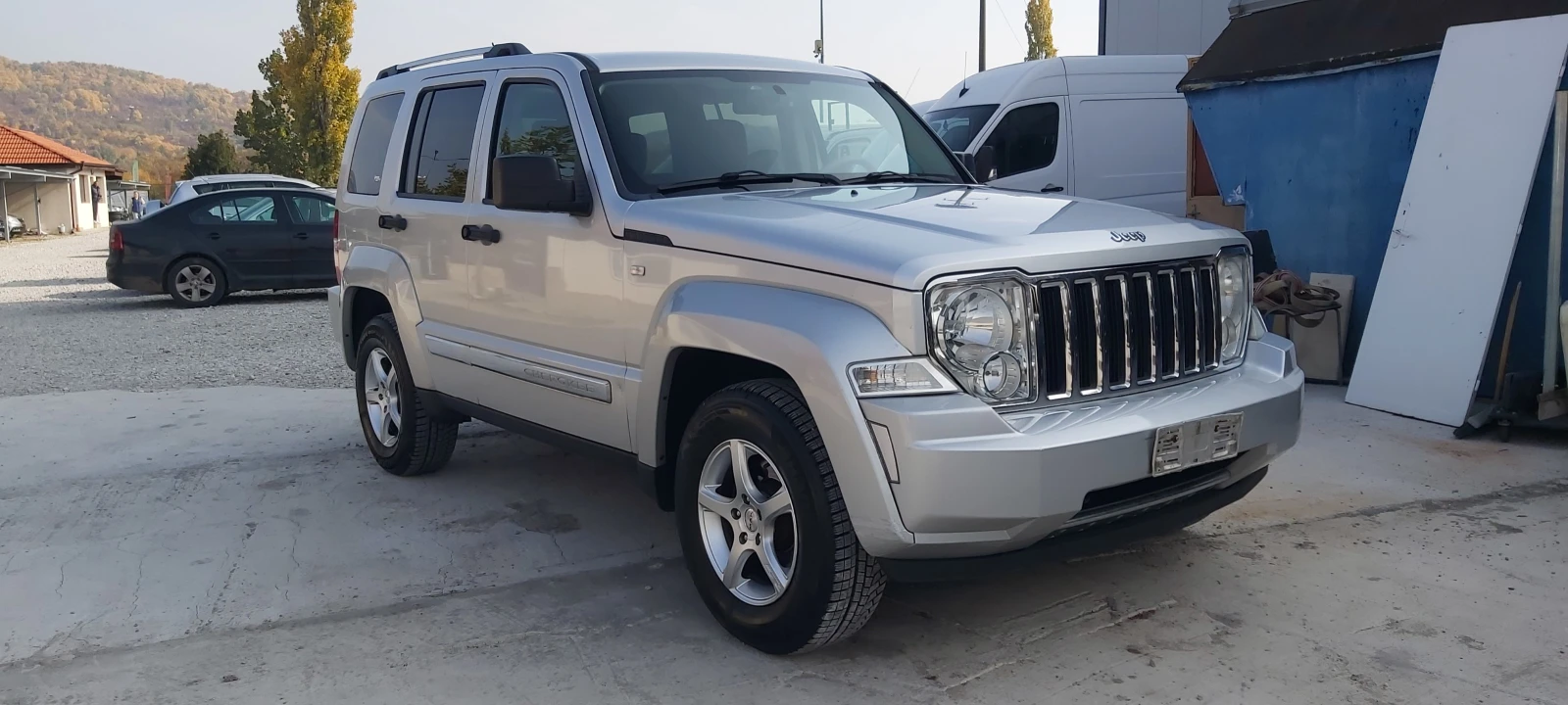 Jeep Cherokee 2.8 CRD-4×4-ITALIA - изображение 3