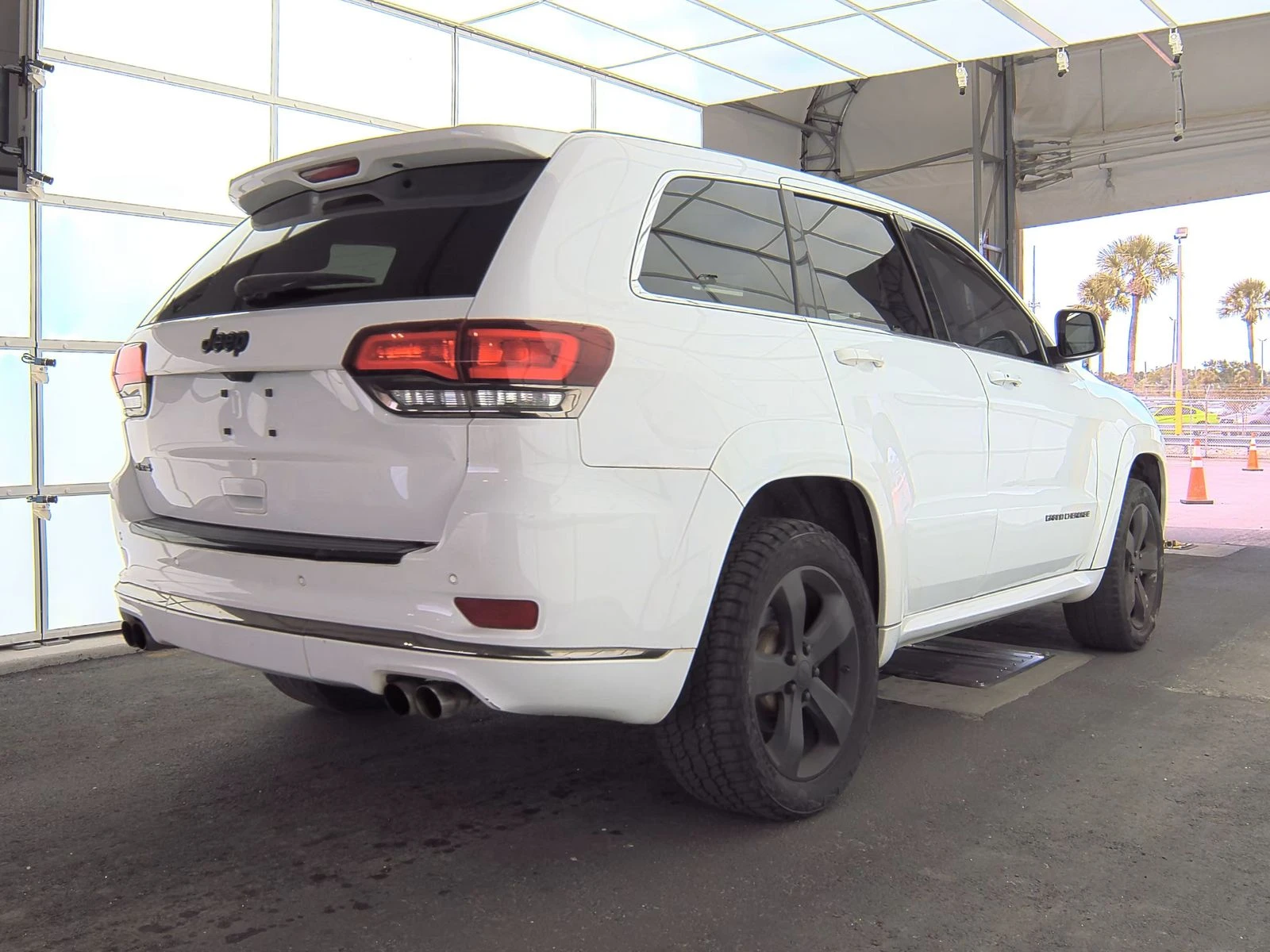 Jeep Grand cherokee HIGH ALTITUDE Обдух* Harman/Kardon* Дистроник*  - изображение 4