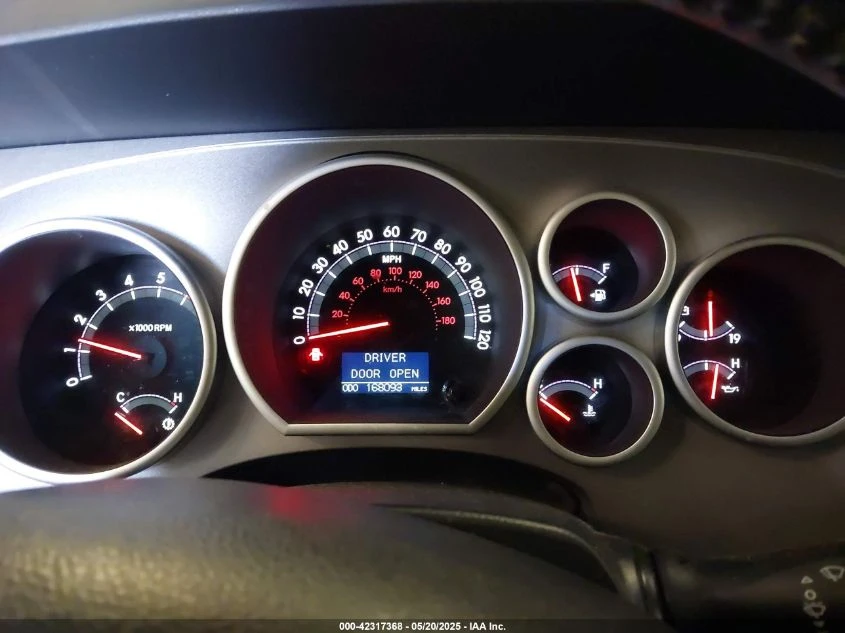 Toyota Sequoia LIMITED 5.7l 4x4/КЛИП НА МОТОР - изображение 10