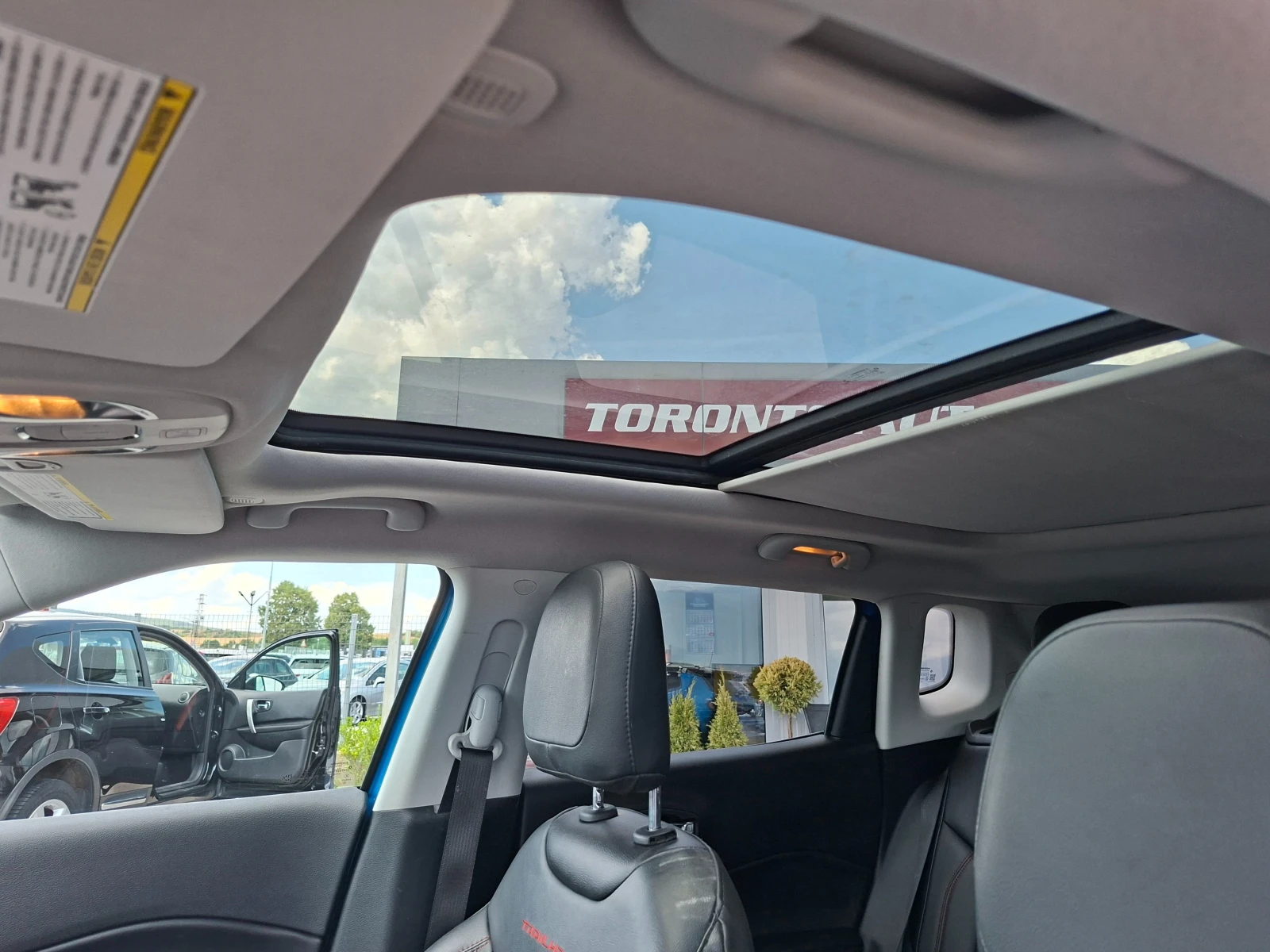 Jeep Compass TRAILHAWK 2.4 - изображение 10