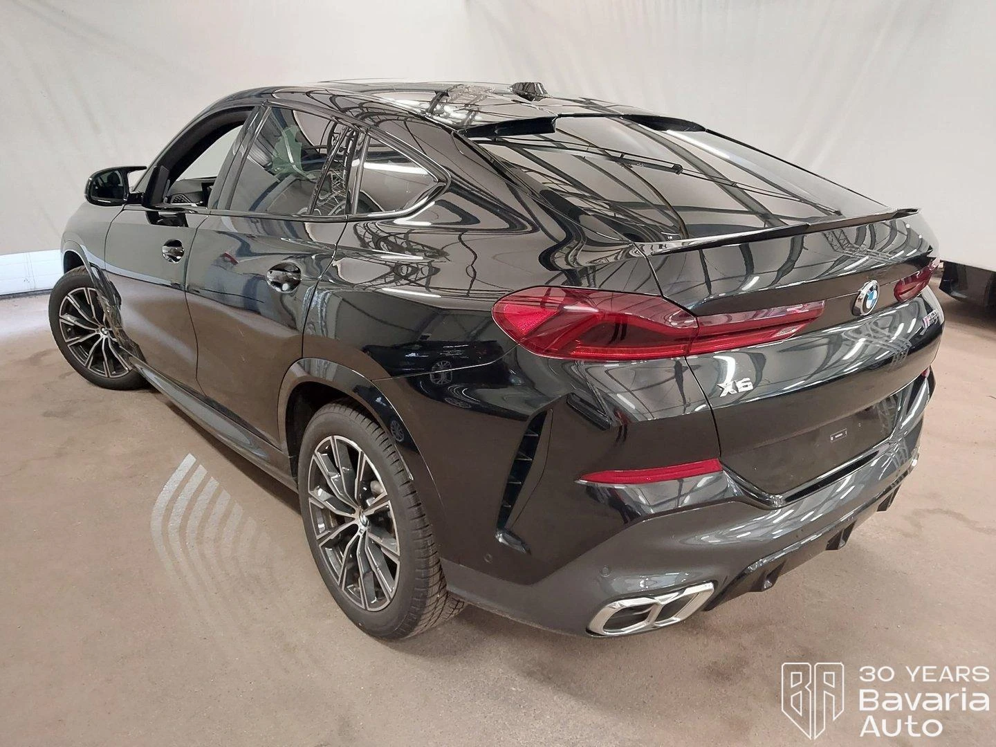 BMW X6 M60i xDrive M Sport Paket - изображение 2
