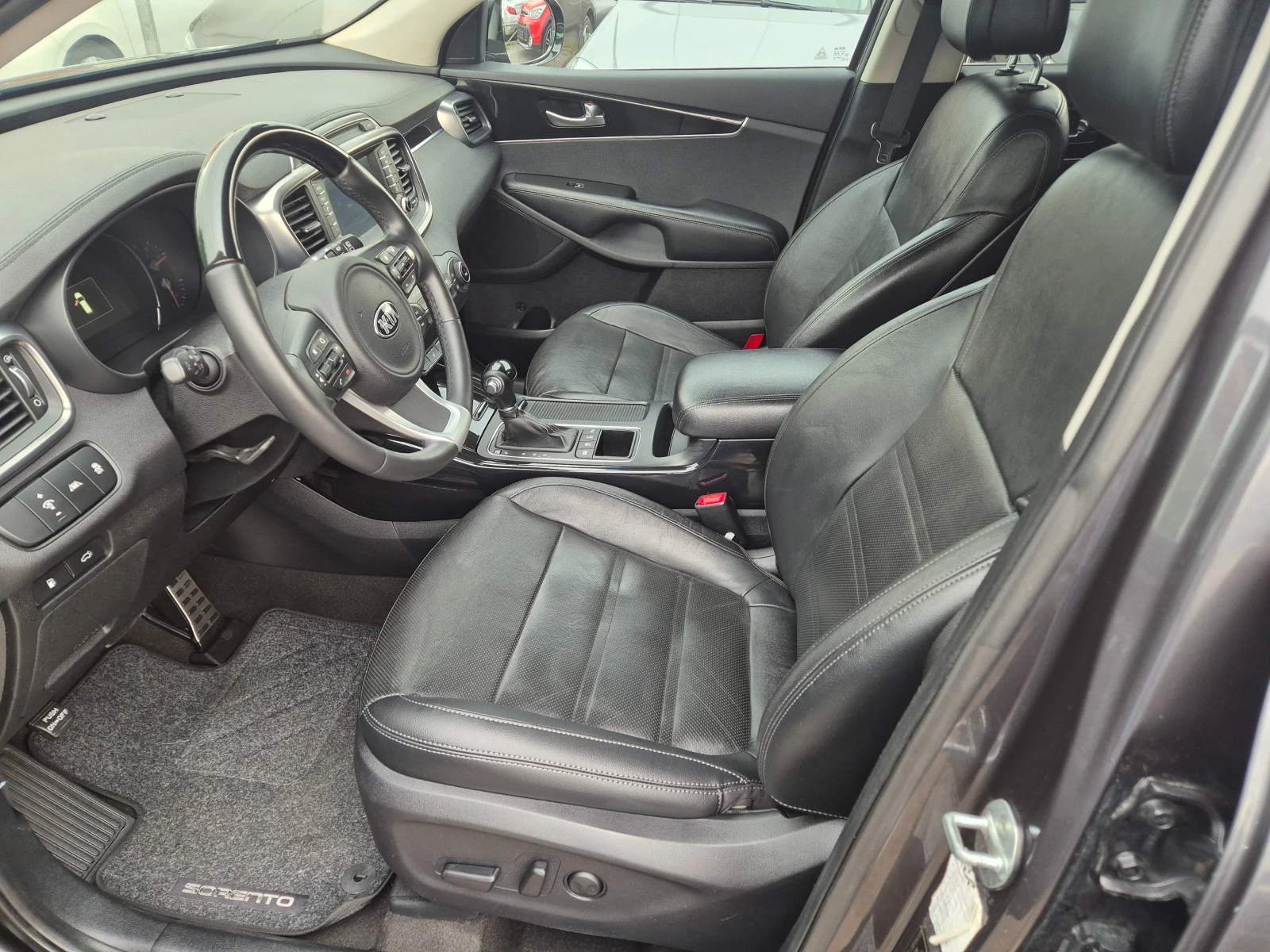 Kia Sorento 2.2CRDI/4x4/АВТОМАТИК - изображение 8