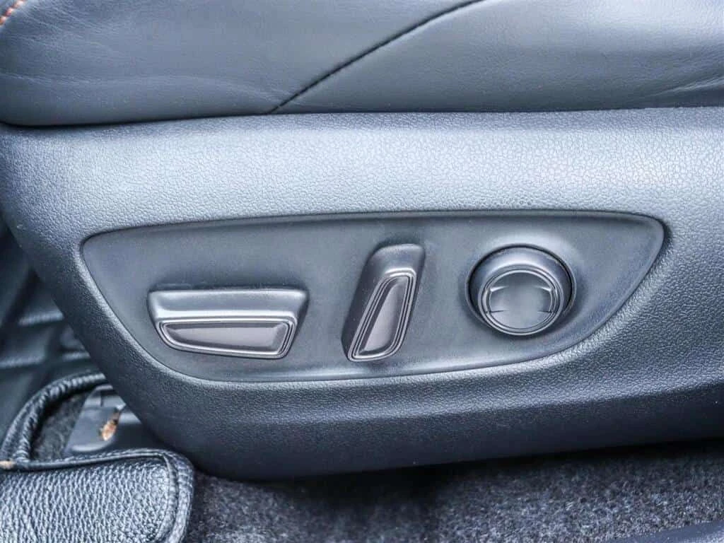 Toyota Rav4 * AWD | TRAIL | CARPLAY | HTD SEATS | MULTI TERRAI | Mobile.bg � ����������� 17