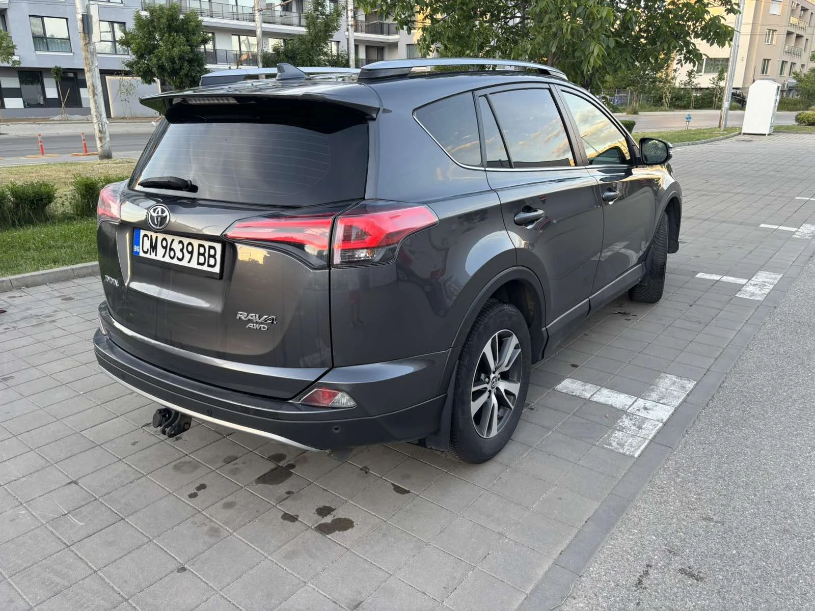 Toyota Rav4 2.0 i, снимка 5 - Автомобили и джипове - 54914346