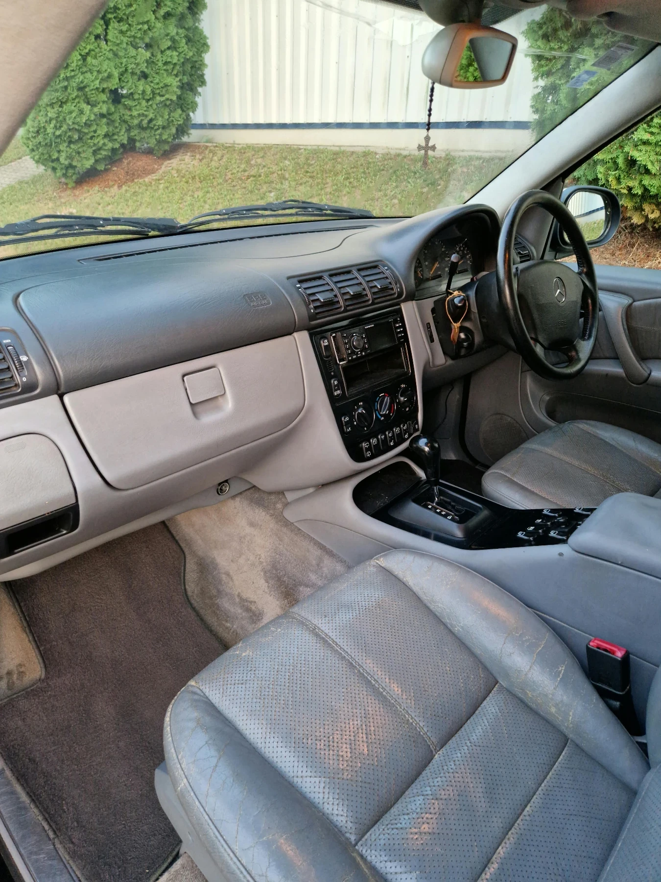 Mercedes-Benz ML 430 4.3 V8 LPG, снимка 14 - Автомобили и джипове - 56154414
