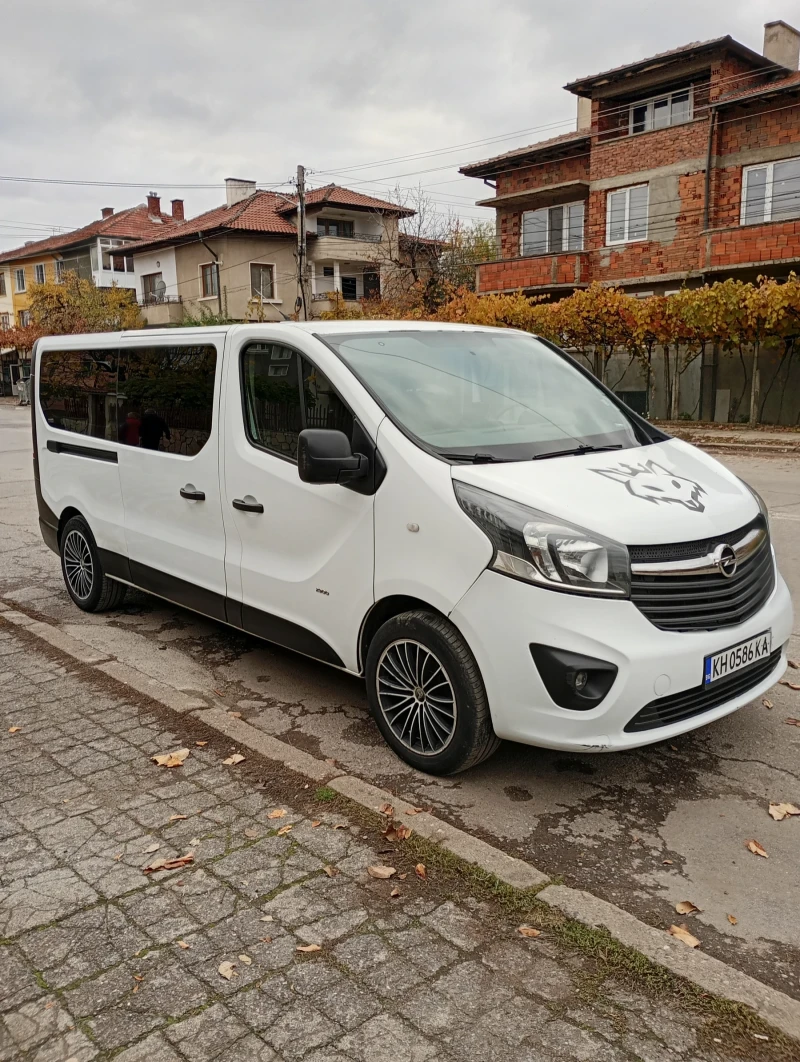 Opel Vivaro 1.6 Biturbo 8+ 1 места 