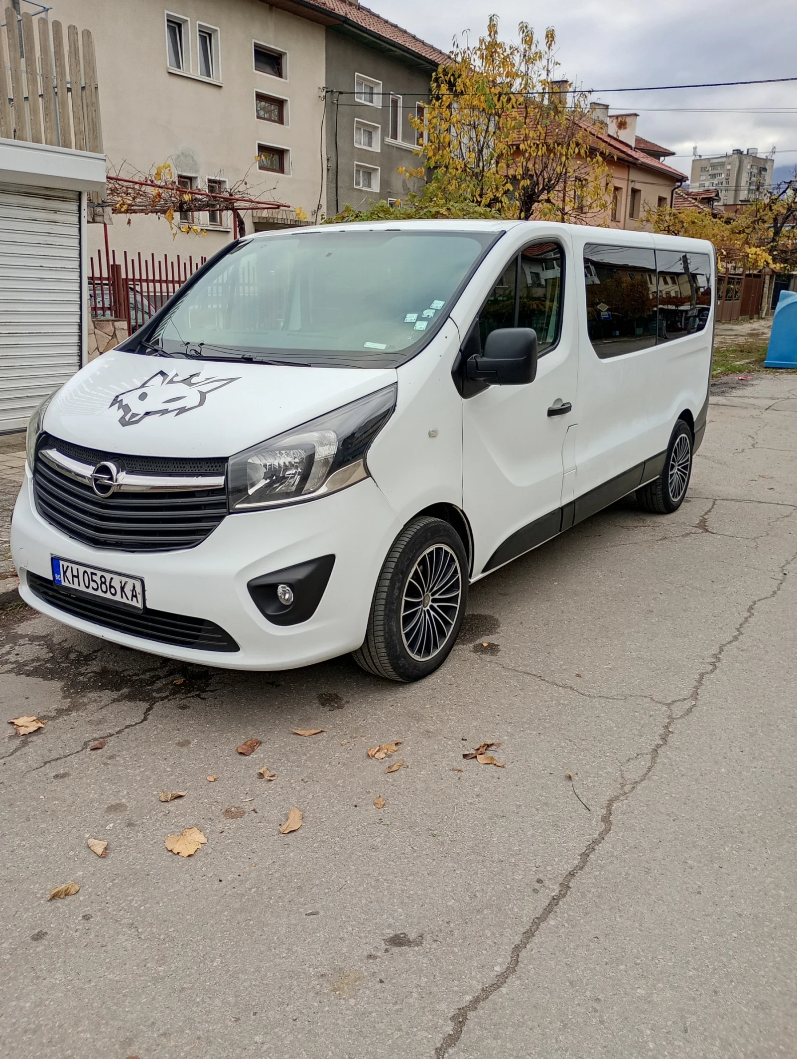 Opel Vivaro 1.6 Biturbo 8+ 1   | Mobile.bg   2