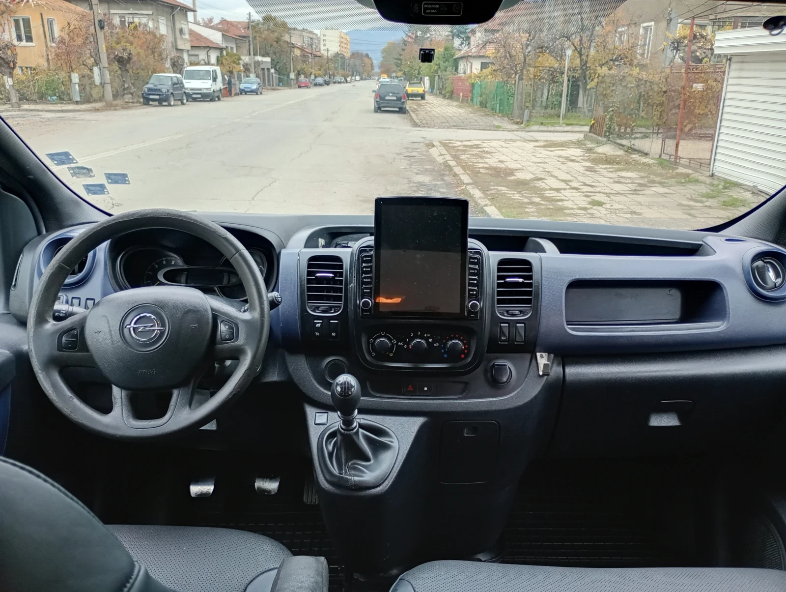 Opel Vivaro 1.6 Biturbo 8+ 1   | Mobile.bg   8