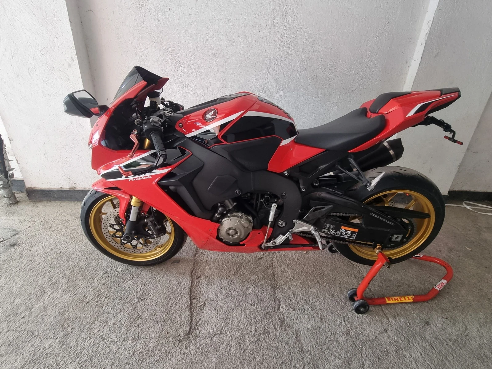 Honda Cbr 1000RR, снимка 10 - Мотоциклети и мототехника - 55257317