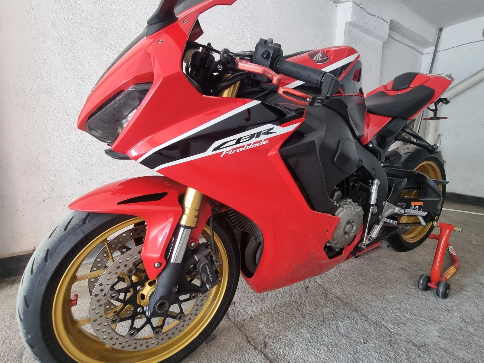 Honda Cbr 1000RR, снимка 12 - Мотоциклети и мототехника - 55257317