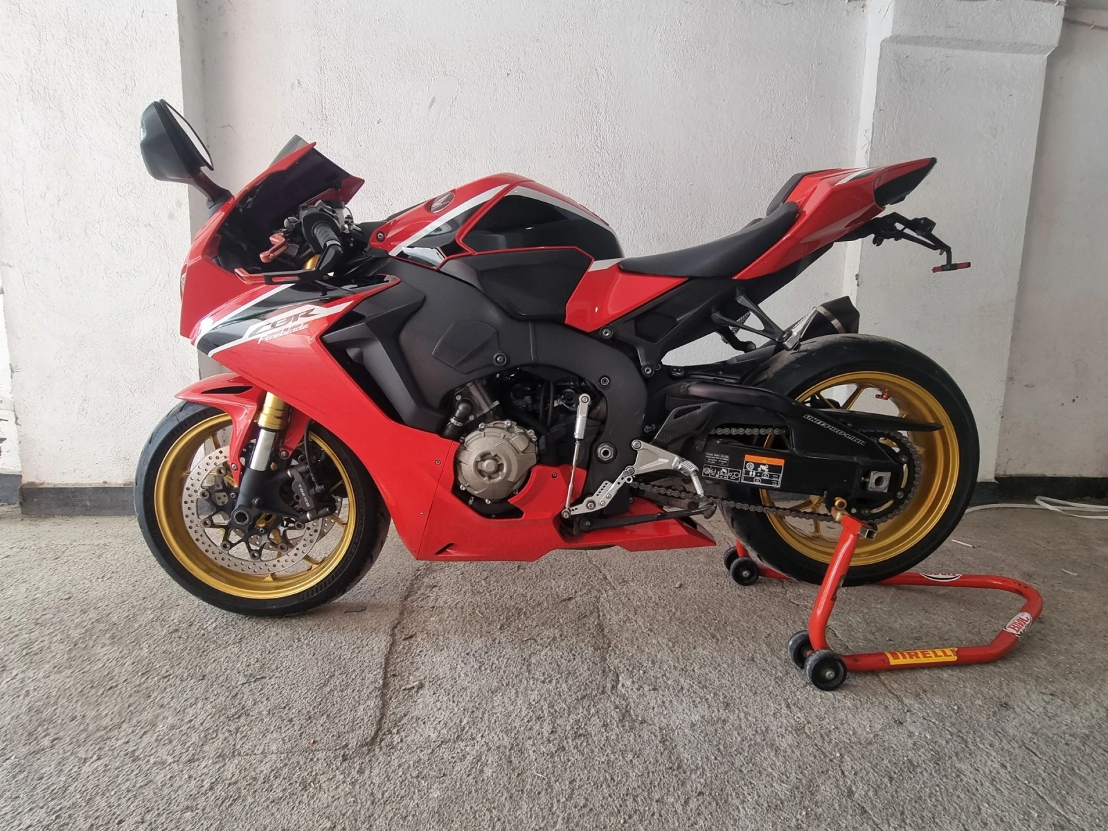 Honda Cbr 1000RR, снимка 9 - Мотоциклети и мототехника - 55257317