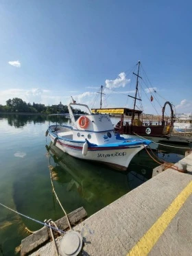 Лодка Собствено производство Рибарска, снимка 7