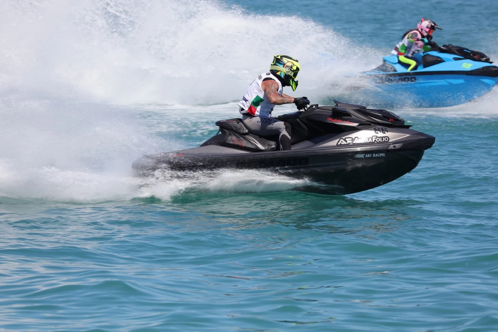Джет Bombardier Sea Doo RXP, снимка 4 - Воден транспорт - 55776770
