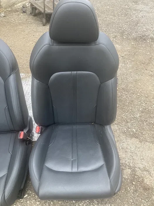 Кожен салон за Инфинити Infiniti Q70 2014-2019 година, снимка 2 - Части - 56138394