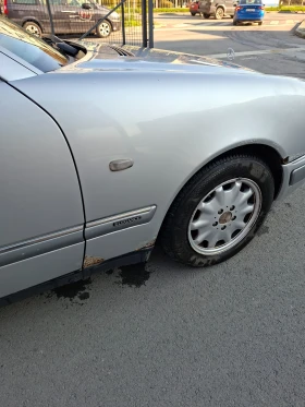 Mercedes-Benz E 250 E 250 , снимка 9