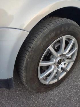 VW Passat 1.9 TDI 110кс, снимка 13