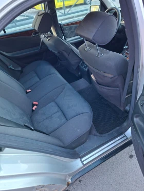 Mercedes-Benz E 250 E 250 , снимка 16 - Автомобили и джипове - 53659662