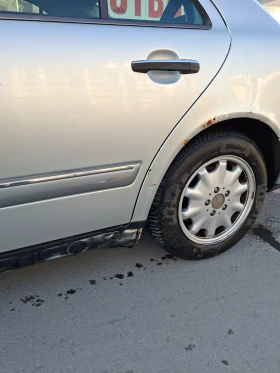 Mercedes-Benz E 250 E 250 , снимка 4 - Автомобили и джипове - 53659662