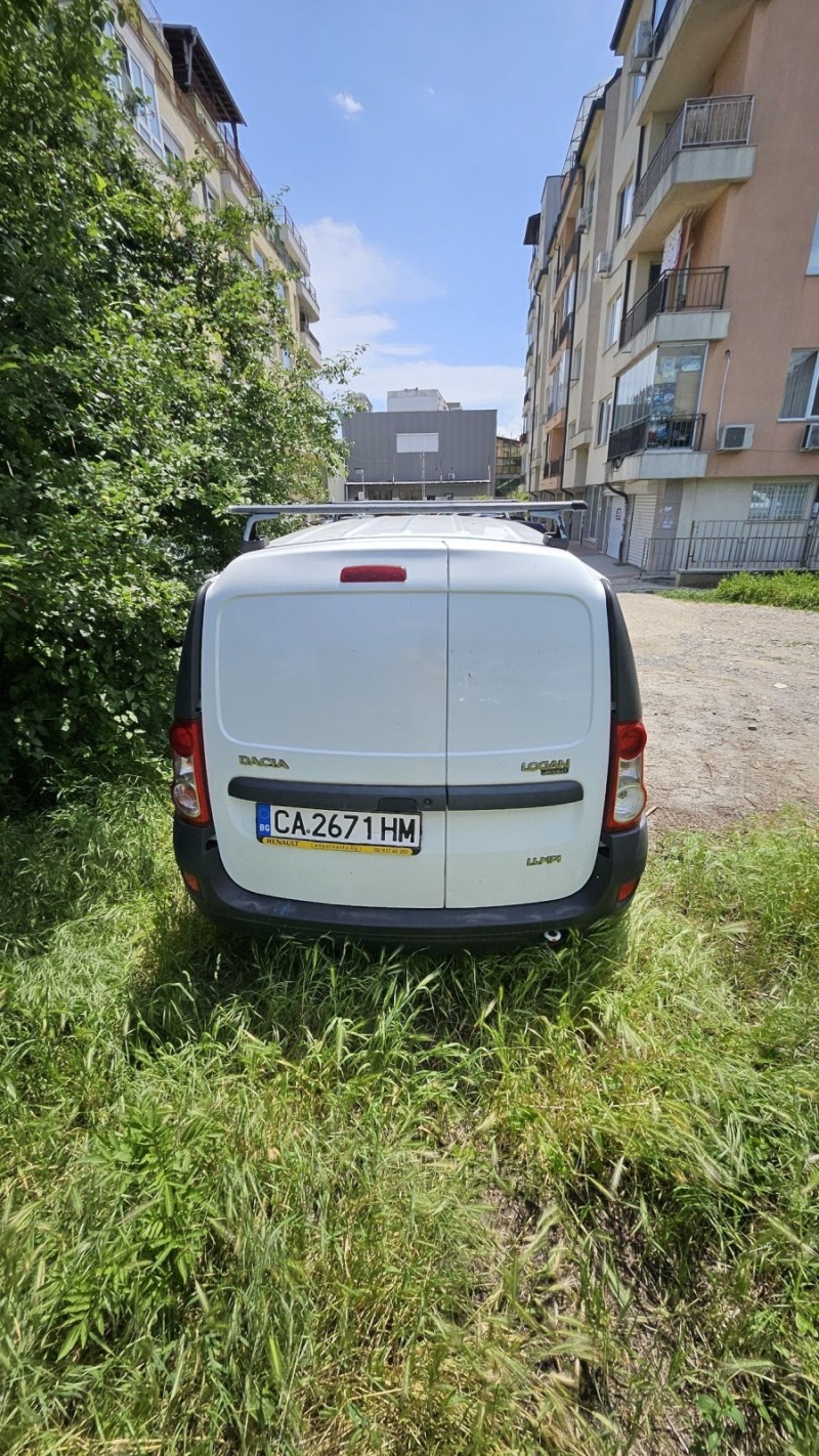 Dacia Logan, снимка 5 - Автомобили и джипове - 46147880