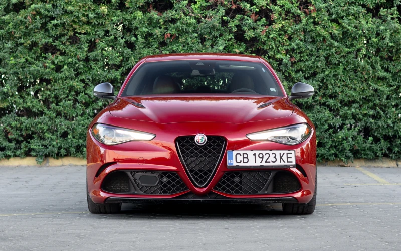 Alfa Romeo Giulia Quadrifoglio 2.9 biturbo 510 hp, снимка 2 - Автомобили и джипове - 47108387