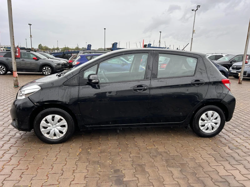 Toyota Yaris 1.0VVT-i EURO 5, снимка 9 - Автомобили и джипове - 47195013