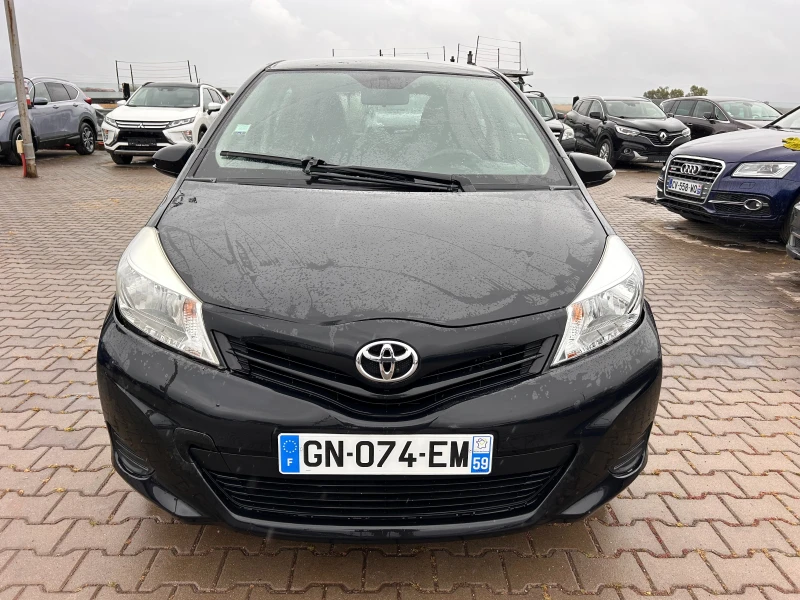 Toyota Yaris 1.0VVT-i EURO 5 ЛИЗИНГ, снимка 3 - Автомобили и джипове - 47195013