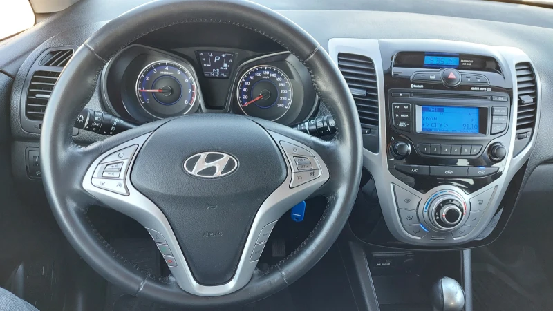 Hyundai Ix20 1.6i КАТО НОВА, снимка 10 - Автомобили и джипове - 47883698