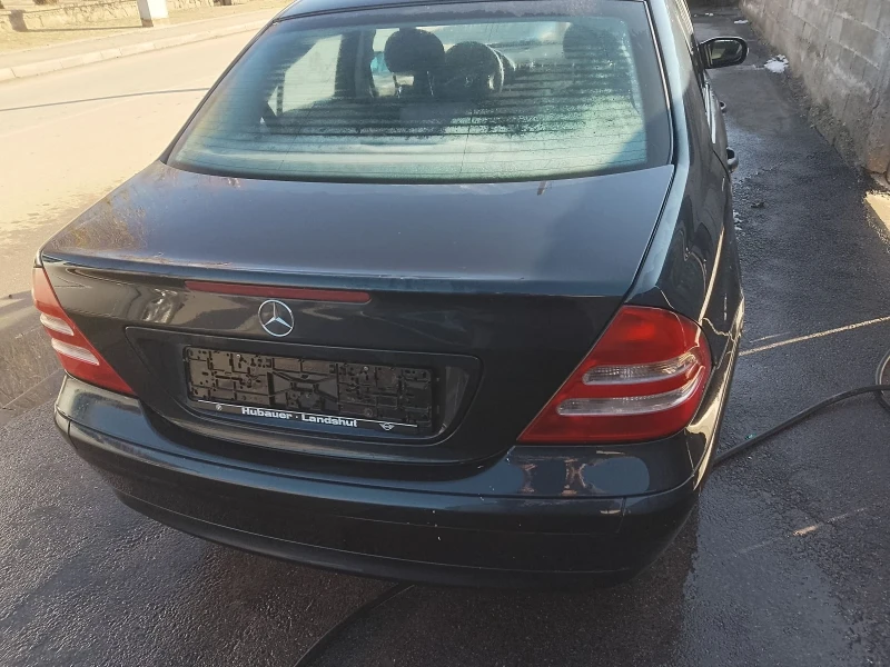 Mercedes-Benz C 180, снимка 5 - Автомобили и джипове - 48718255