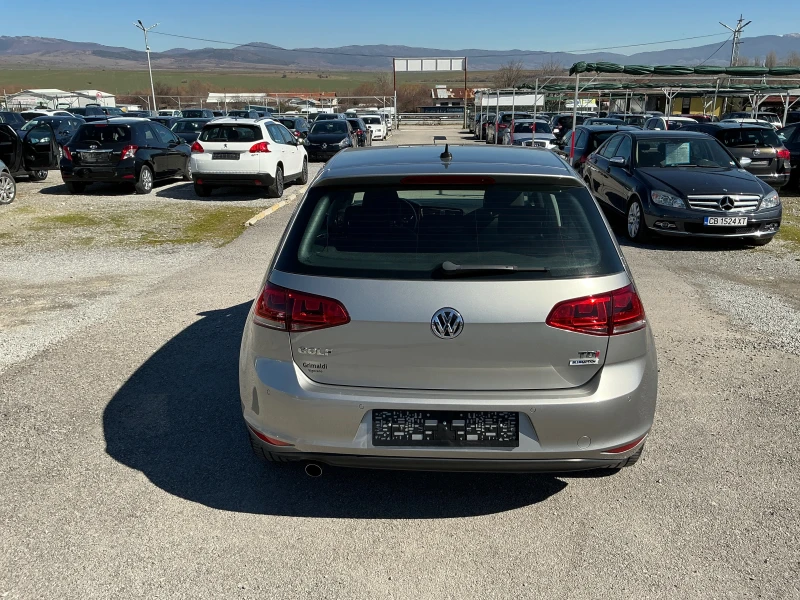 VW Golf 1.6 TDI, снимка 7 - Автомобили и джипове - 49396572