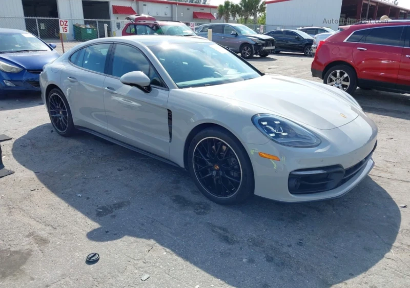 Porsche Panamera 4! CARFAX! АвтоКредит, снимка 2 - Автомобили и джипове - 49591738