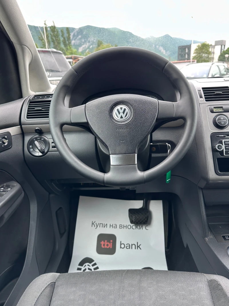 VW Touran 1.9TDI - DSG - 7МЕСТА, снимка 13 - Автомобили и джипове - 50480239
