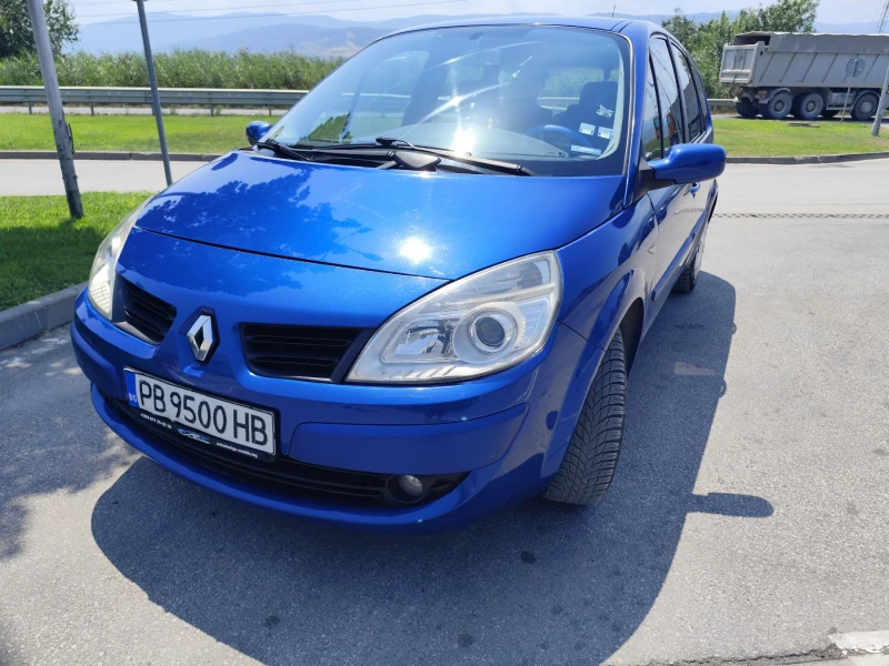 Renault Megane 1.6, снимка 2 - Автомобили и джипове - 51166655