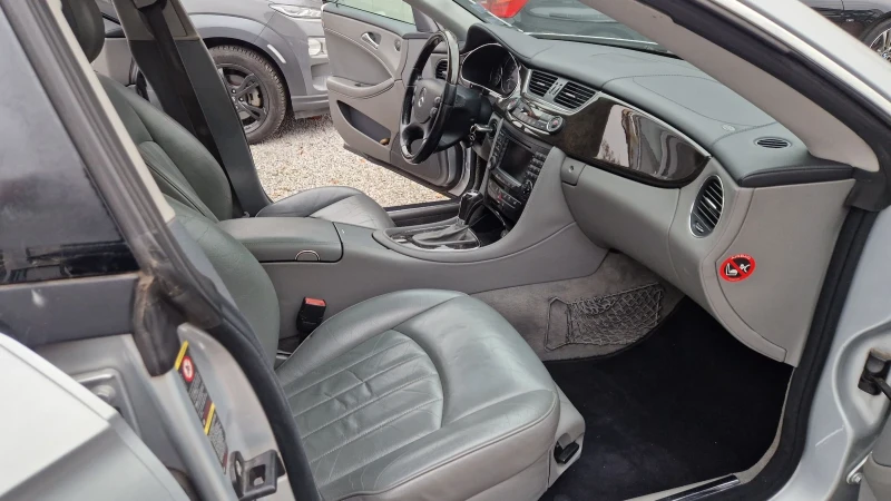 Mercedes-Benz CLS 350, снимка 13 - Автомобили и джипове - 52308410