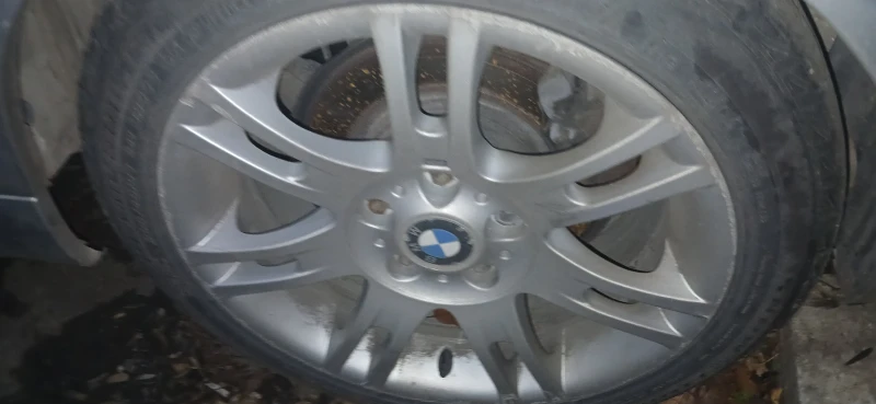 BMW 320, снимка 16 - Автомобили и джипове - 52650677