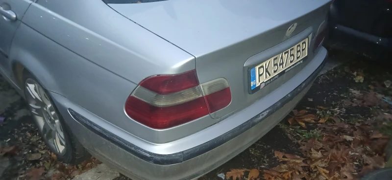 BMW 320, снимка 12 - Автомобили и джипове - 52650677