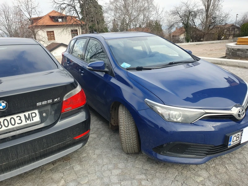 Toyota Auris, снимка 2 - Автомобили и джипове - 53273446