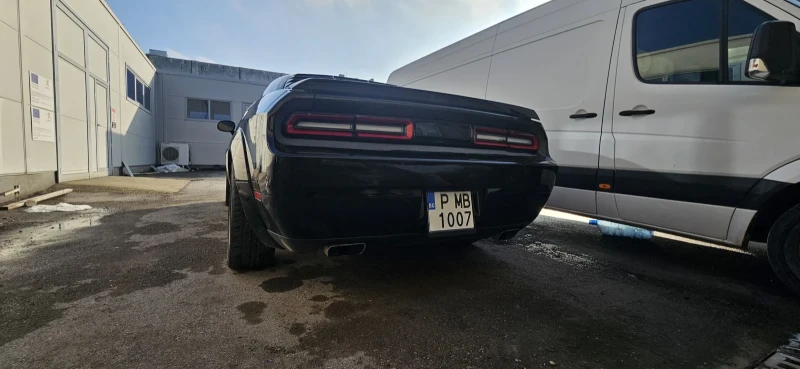 Dodge Challenger 3.6, снимка 3 - Автомобили и джипове - 53402911