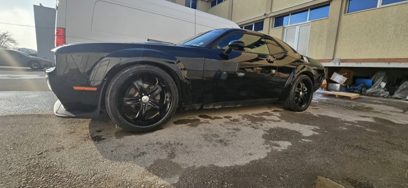 Dodge Challenger 3.6, снимка 2 - Автомобили и джипове - 53402911
