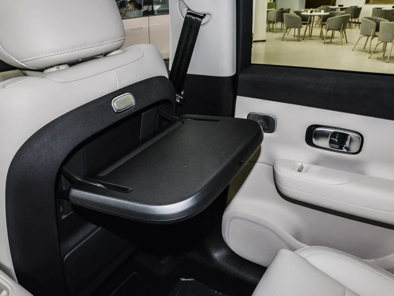 Leapmotor C10 Leapmotor C16 2026  хибрид (range extender), снимка 10 - Автомобили и джипове - 53414690