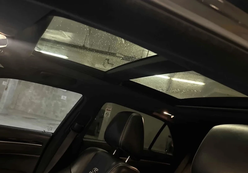 Chrysler 300c * * Подгреви * * Панорама * * 4X4 * * Carfax * * , снимка 8 - Автомобили и джипове - 53500969