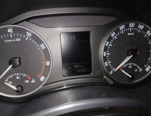 Skoda Octavia, снимка 9 - Автомобили и джипове - 55471799