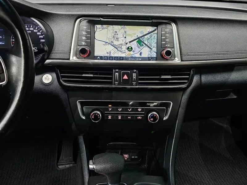 Kia K5, снимка 14 - Автомобили и джипове - 56707634