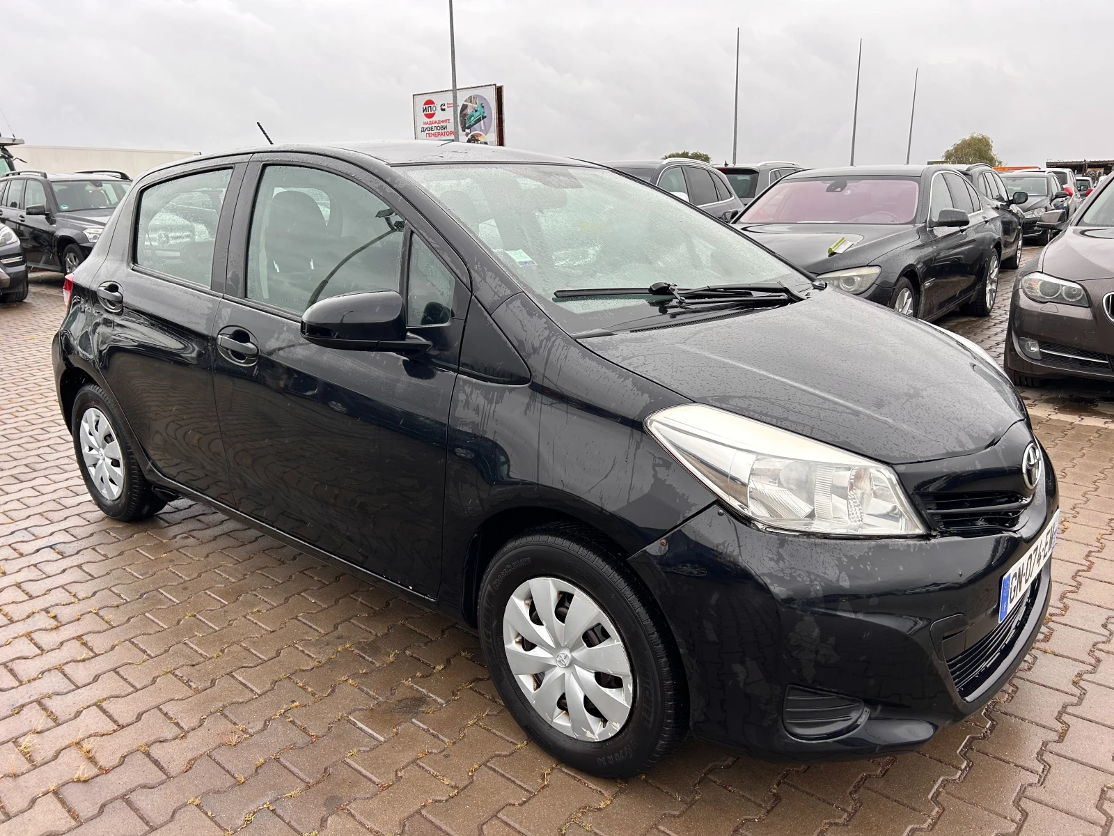 Toyota Yaris 1.0VVT-i EURO 5 ЛИЗИНГ - изображение 4