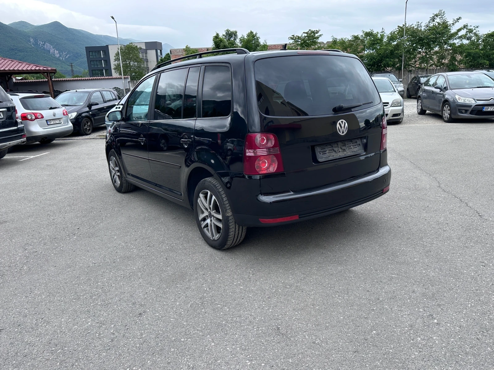 VW Touran 1.9TDI - DSG - 7МЕСТА - изображение 7