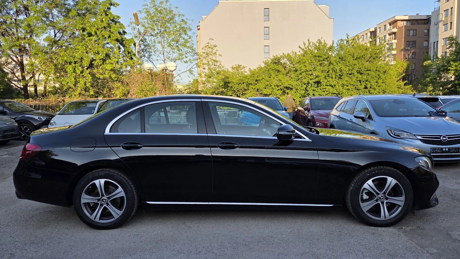 Mercedes-Benz E 220 12.2019/Digital cockpit/Multibeam - изображение 2
